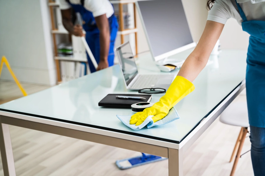 How To Choose The Right Office Cleaning Service For Your Needs in Chicago IL How To Choose The Right Office Cleaning Service For Your Needs in Chicago IL